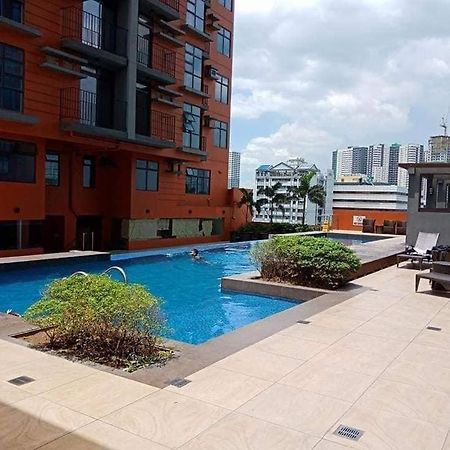 12 -A Portovita North Tower Quezon City Buitenkant foto