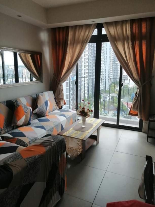 12 -A Portovita North Tower Quezon City Buitenkant foto
