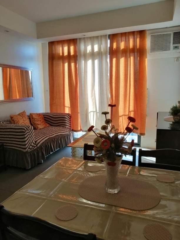 12 -A Portovita North Tower Quezon City Buitenkant foto
